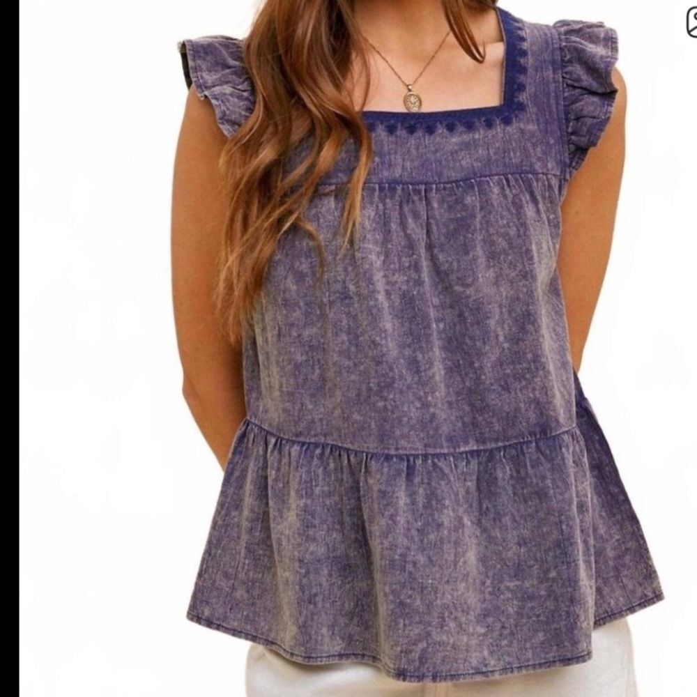 NWT Ruffled Sleeve Square Neck Top - Blue